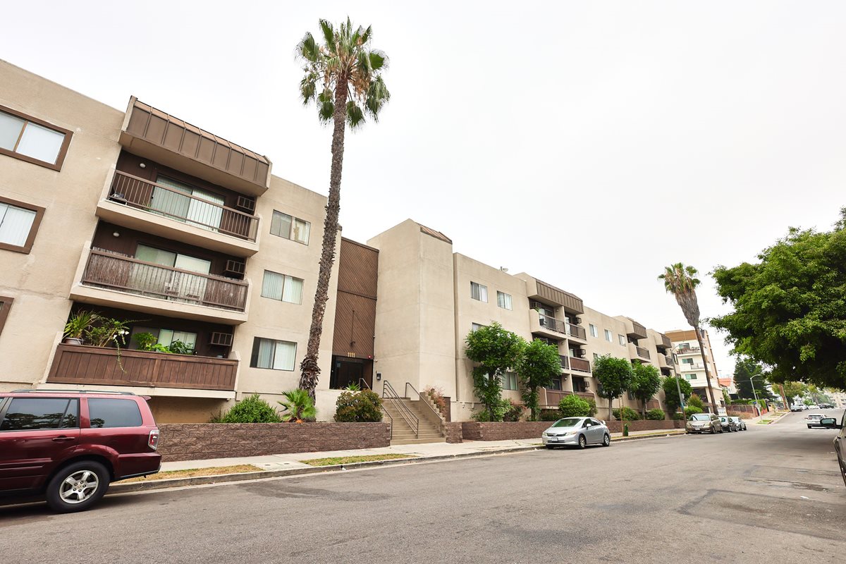 1111 S. Oxford Ave. Rentals - Los Angeles
